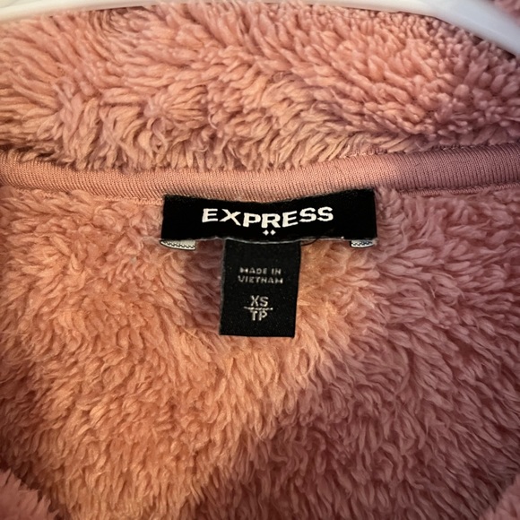 EXPRESS Crop Sweater - Picture 3 of 5